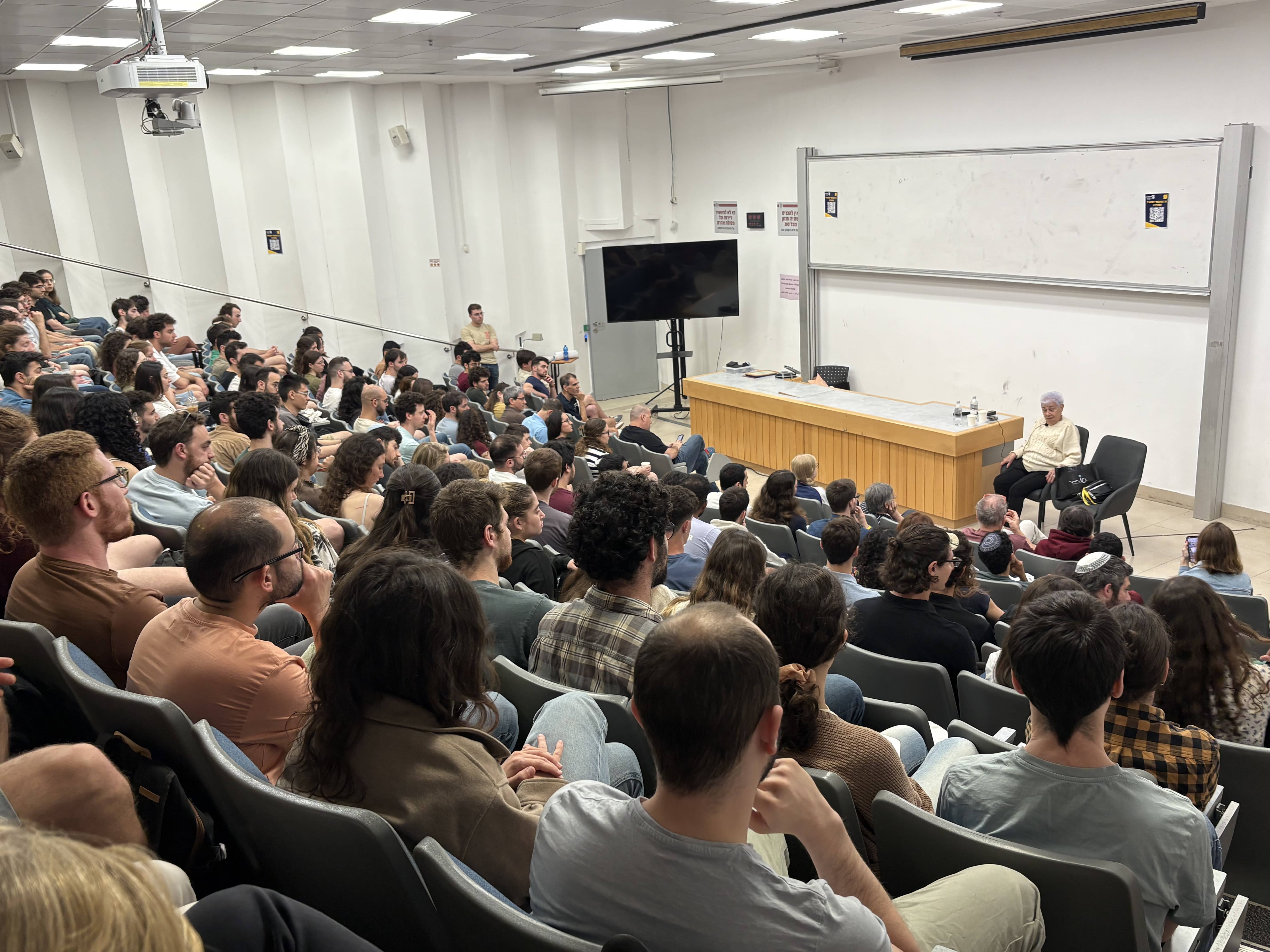 Holocaust Remembrance - Zikaron ba’Faculta - Lecture hall 323